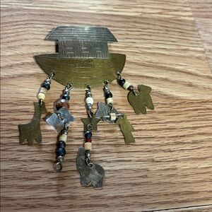 VINTAGE NOAH'S ARK FOLK STYLE MIXED METALS BEADED DANGLE 4" BROOCH